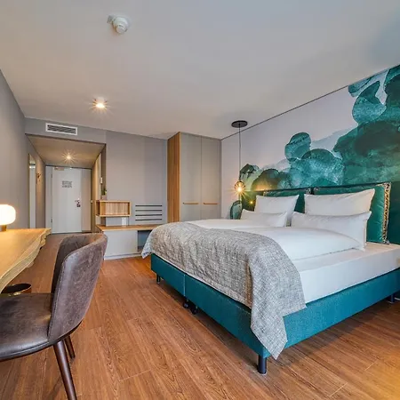 Vienna House Easy By Wyndham Отель