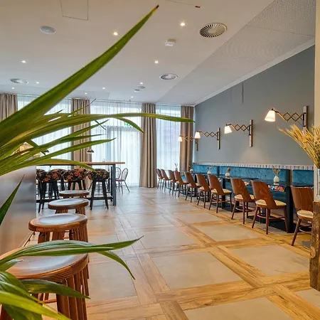 Vienna House Easy By Wyndham Hotel