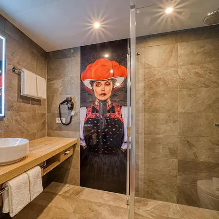 Отель Vienna House Easy By Wyndham Фрайбург