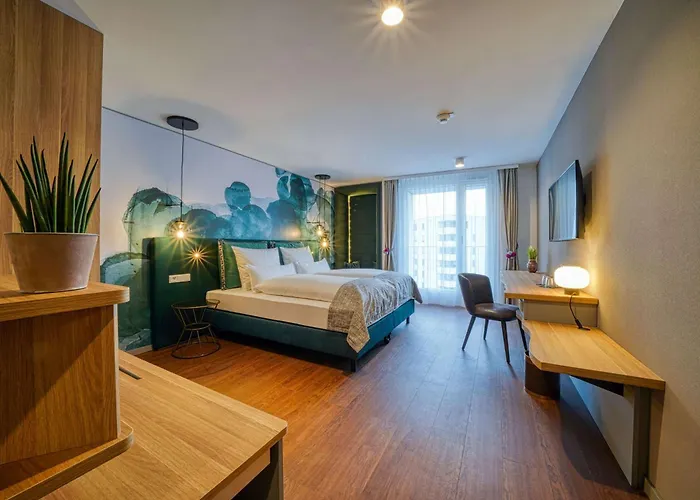 Hotel Vienna House Easy By Wyndham 4*